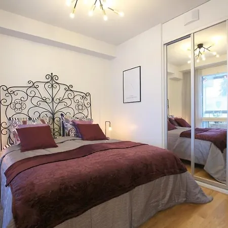 Upea Saunallinen Kaksio Jokinaekymaellae Apartamento *